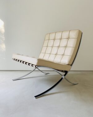 barcelona_chair_kristof_de_sy