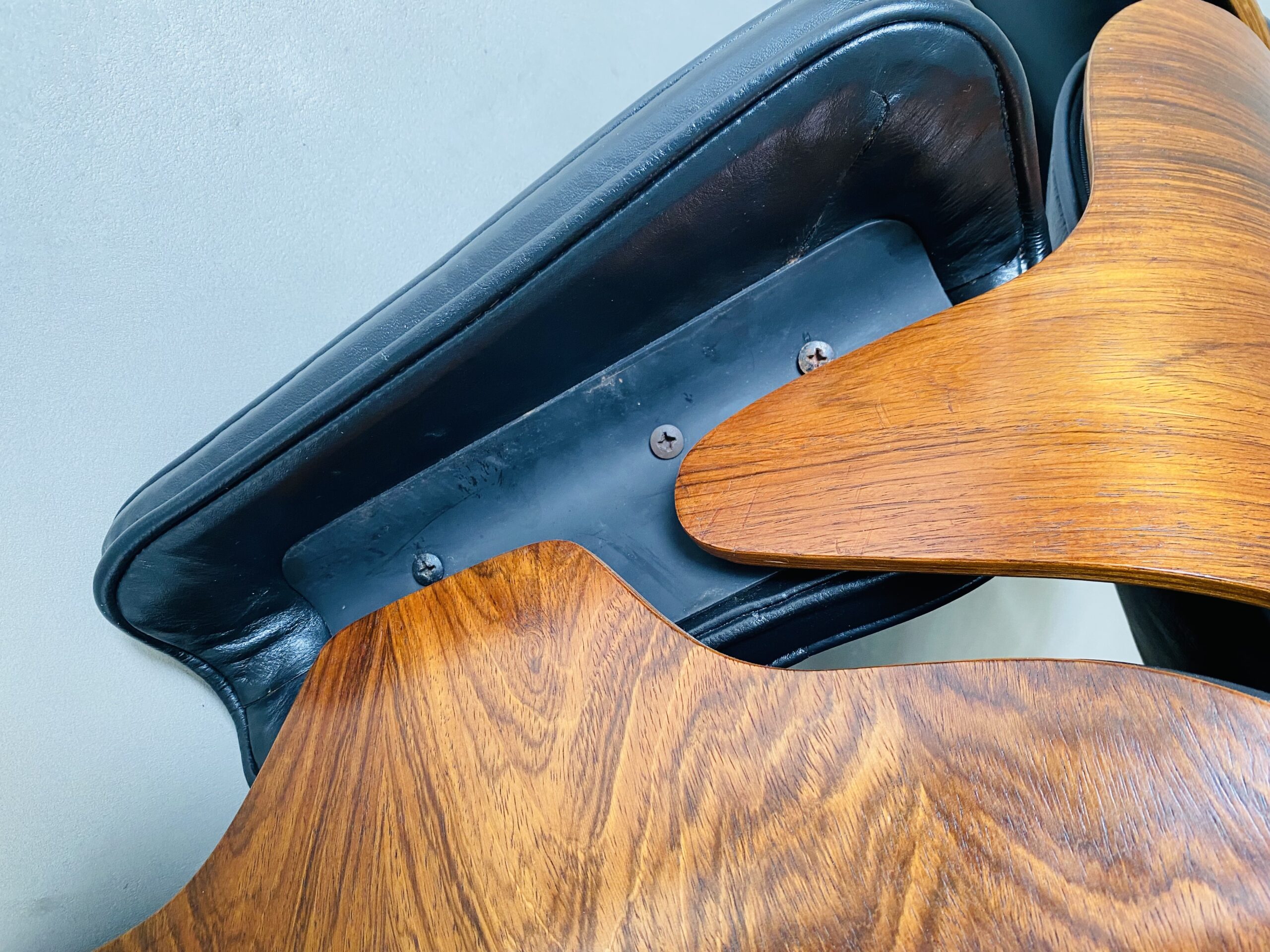 Early Eames Lounge Chair by Charles & Ray Eames for Herman Miller - Image 10
