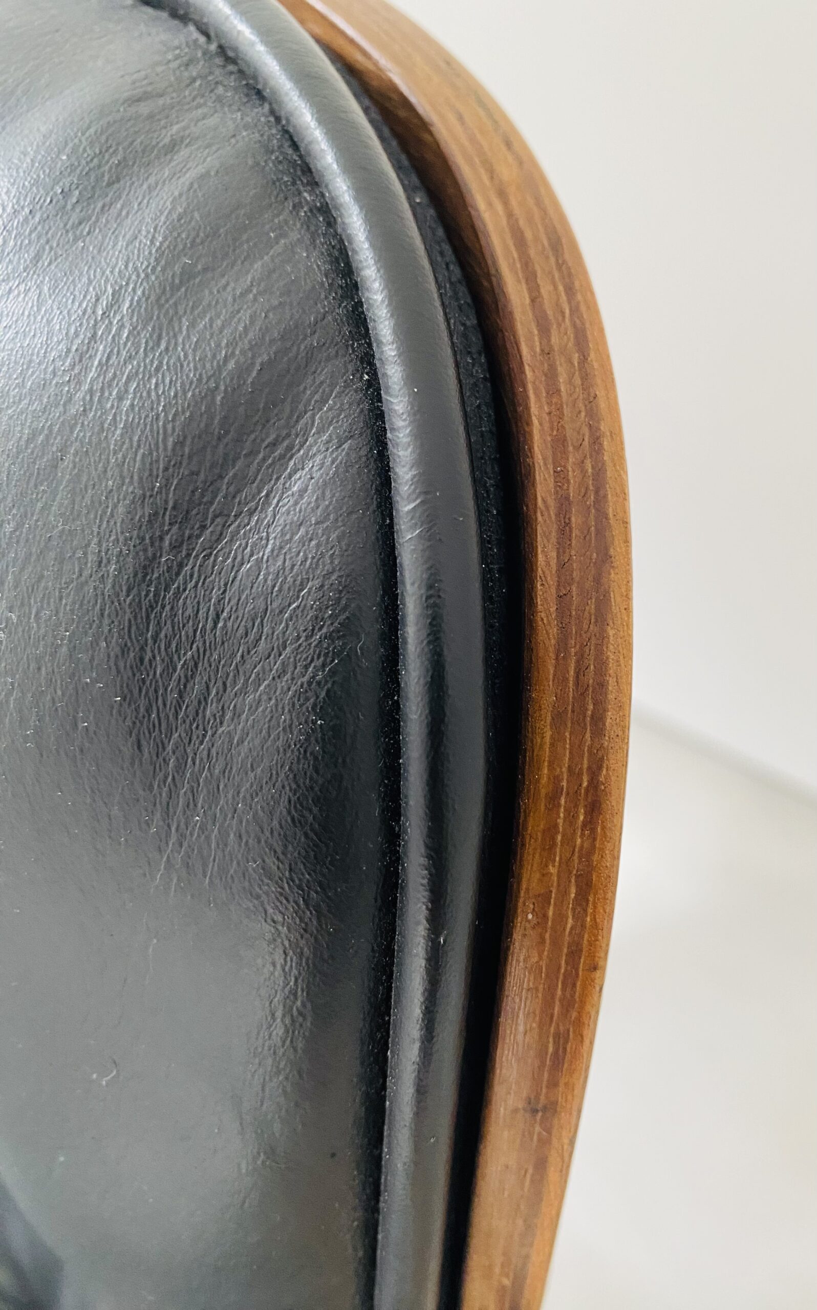 Early Eames Lounge Chair by Charles & Ray Eames for Herman Miller - Image 16